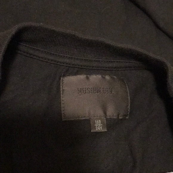 Tee - Picture 3 of 4